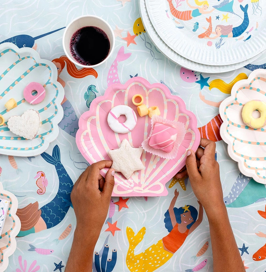 Pastel Shell Shaped Large Dinner Plates