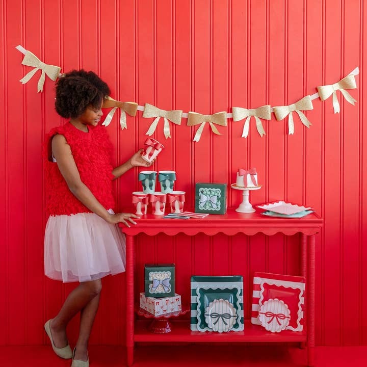 Red and Pink Bow Cups